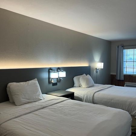 Hallmarc Inn & Suites Of West Memphis Bagian luar foto