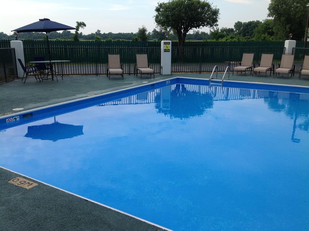 Hallmarc Inn & Suites Of West Memphis Bagian luar foto
